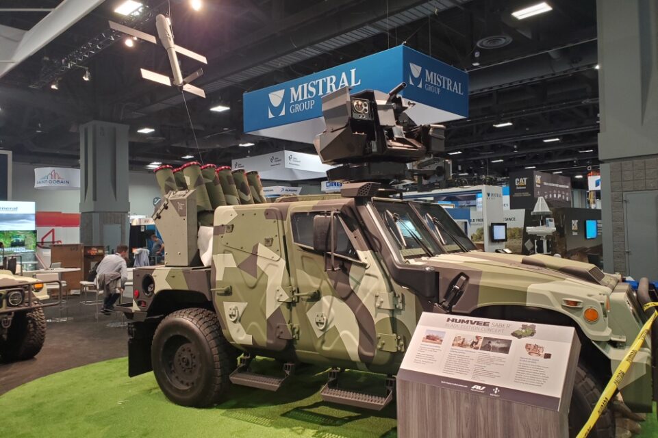 AM General Unveils Humvee with Switchblade Kamikaze Drones – UAS VISION